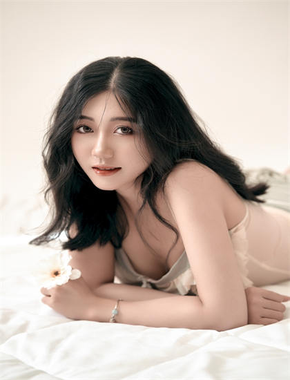 从技术角度看《魔法使的注意事项：夏之空》：增强现实技术的解决拍摄难题的创新方案 推动影视技术的创新发展